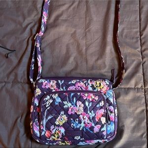 Vera Bradley crossbody purse